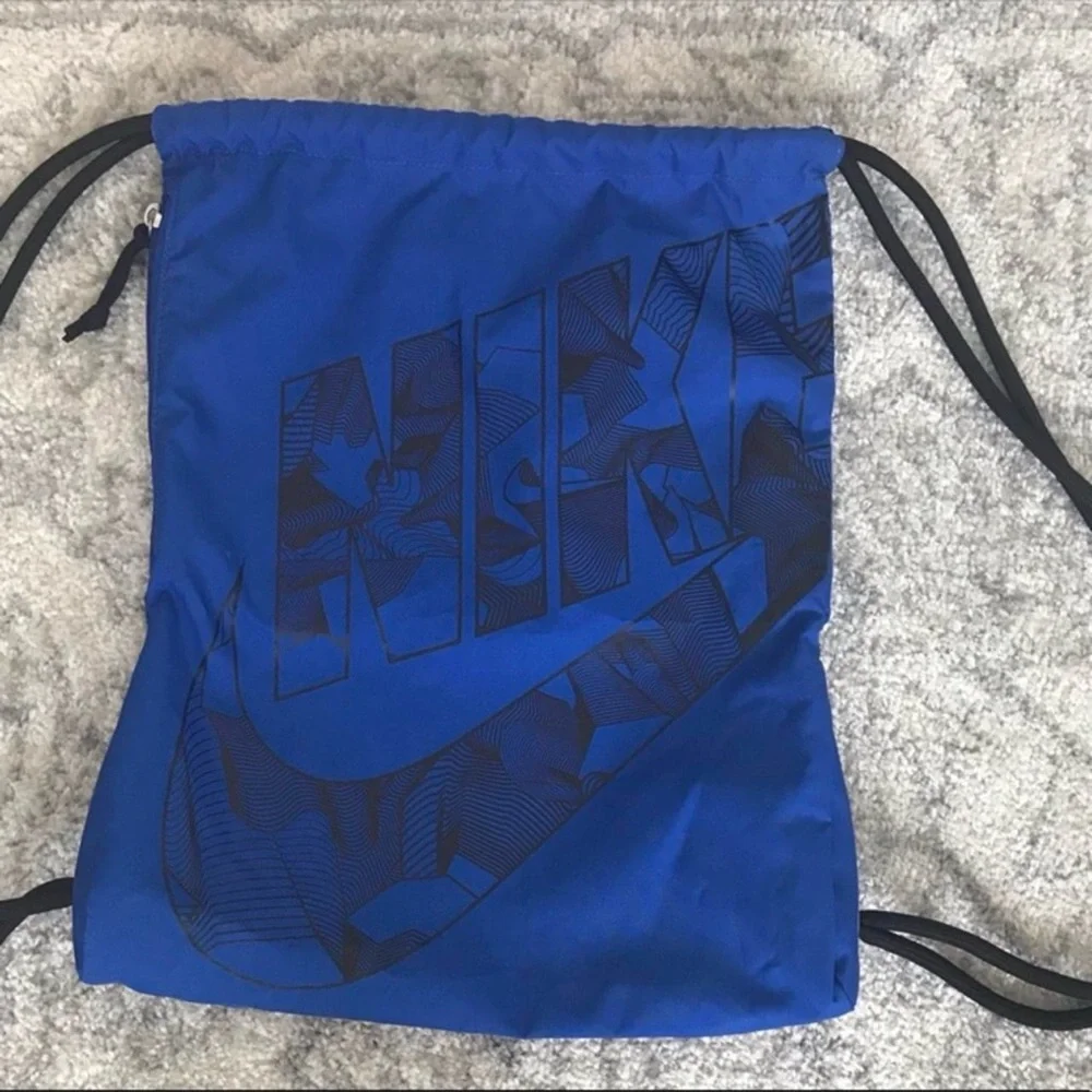 NIKE training gym sack bag